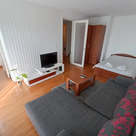 Apartment Tifani Belville Belgrade Room photo