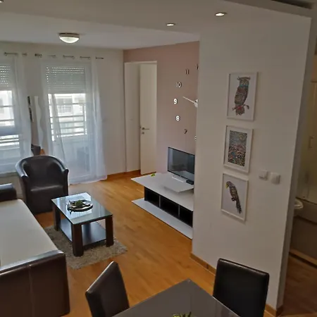 Apartment Tifani Belville Belgrade Room photo