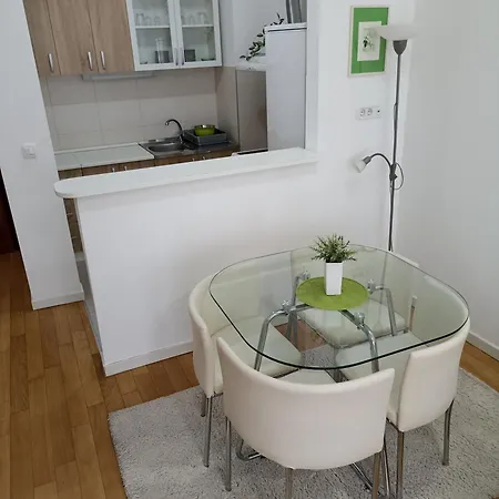 Apartment Tifani Belville Belgrade Room photo