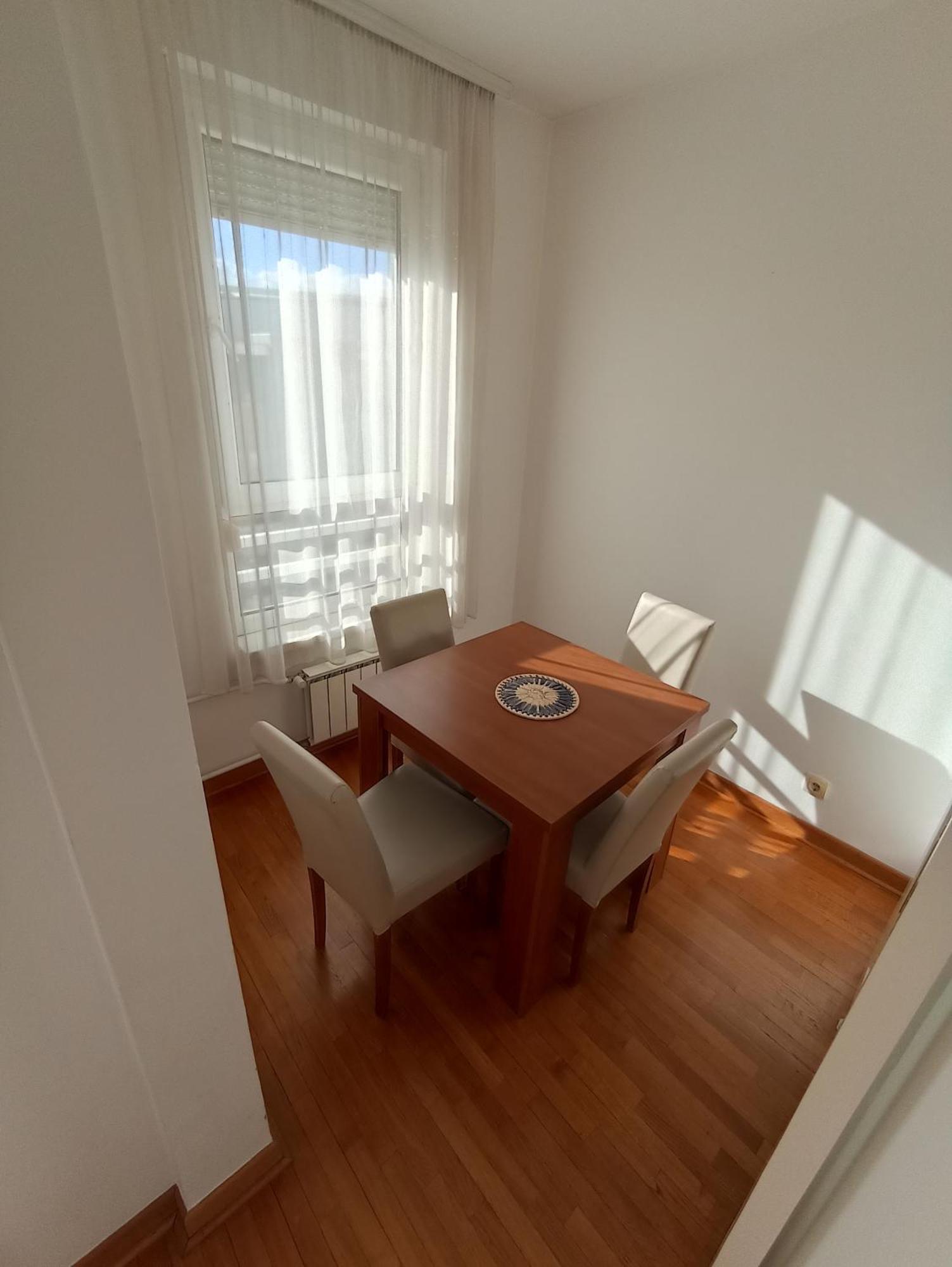Tifani Belville Belgrade